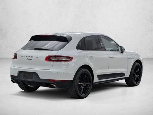 White 2017 Porsche Macan Base