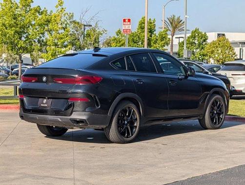 Black Sapphire Metallic 2023 BMW X6 xDrive40i