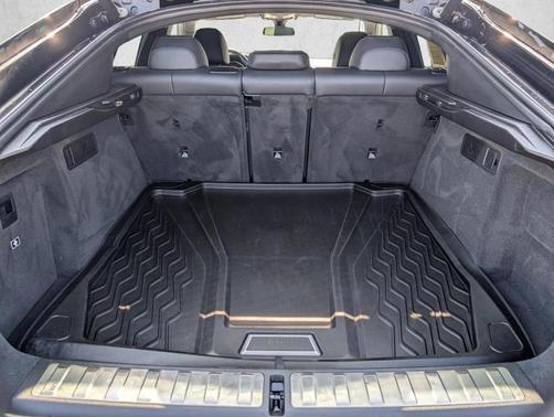 Black Sapphire Metallic 2023 BMW X6 xDrive40i