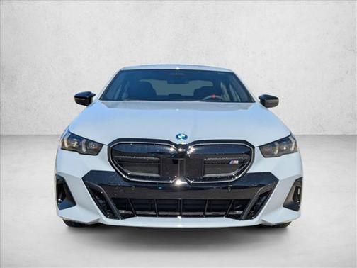 2025 BMW i5 M60