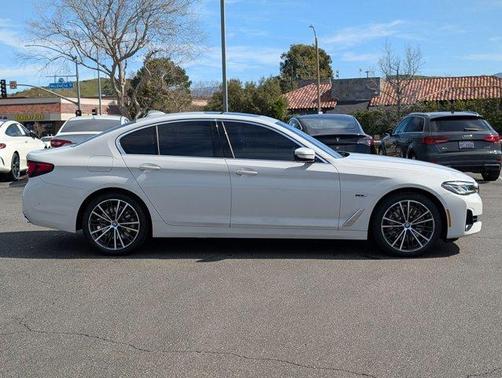 2023 BMW 530e 530e