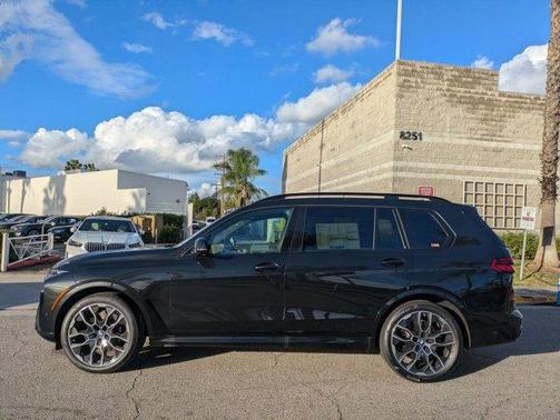 2026 BMW X7 xDrive40i