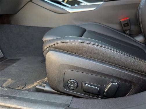 Black Sapphire Metallic 2026 BMW 330 i NA