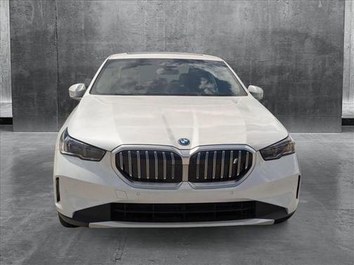 2025 BMW i5 eDrive40