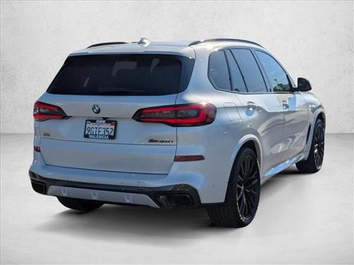 2023 BMW X5 M50i