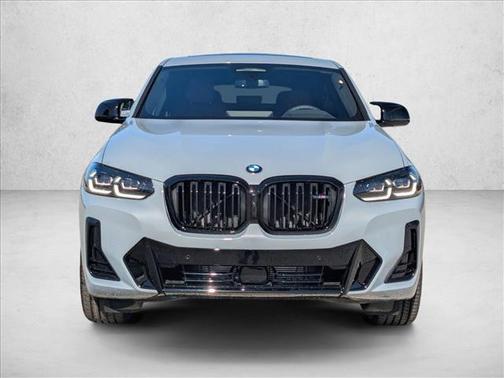 2025 BMW X4 M40i
