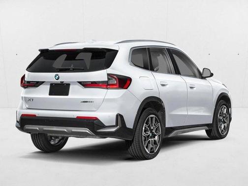 Alpine White 2026 BMW X1 xDrive28i