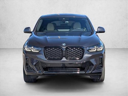 2023 BMW X4 xDrive30i