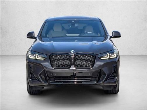 2023 BMW X4 xDrive30i