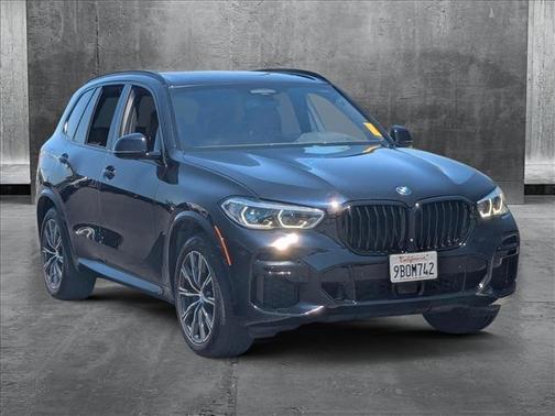 2022 BMW X5 M50i