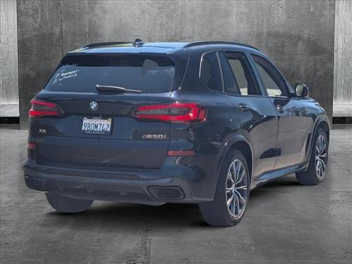 2022 BMW X5 M50i