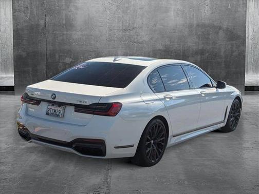 2021 BMW 750 i xDrive