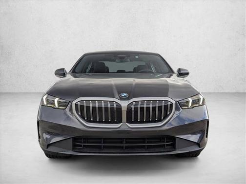 2026 BMW 540 i xDrive