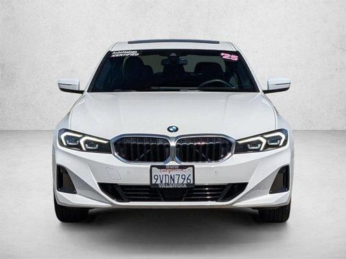 Alpine White 2025 BMW 330 i