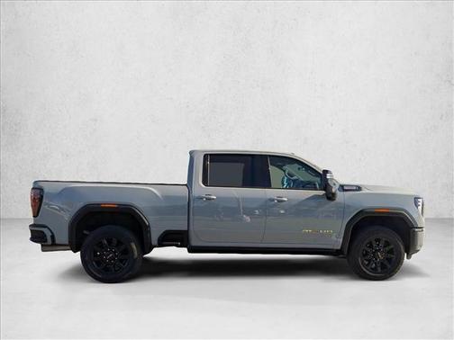 2024 GMC Sierra 2500 AT4