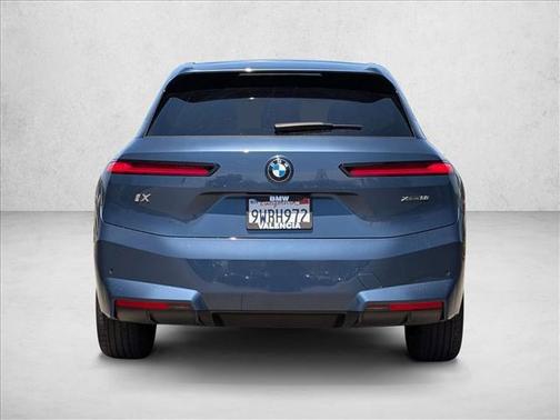 Arctic Race Blue Metallic 2026 BMW iX xDrive60