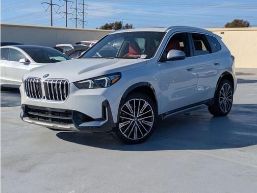 Alpine White 2024 BMW X1 xDrive28i