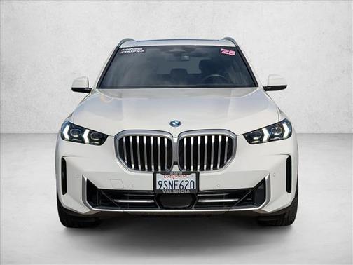 Alpine White 2025 BMW X5 PHEV xDrive50e