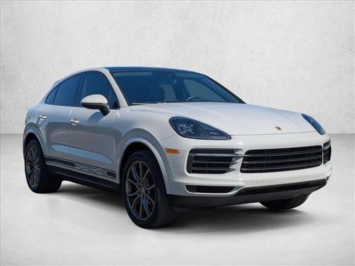 2022 Porsche Cayenne 