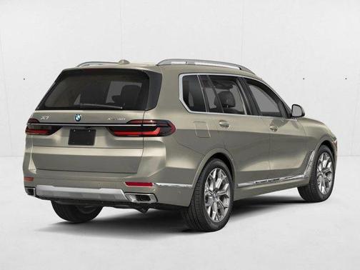 Manhattan Green Metallic 2027 BMW X7 xDrive40i