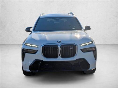 2026 BMW X7 M60i