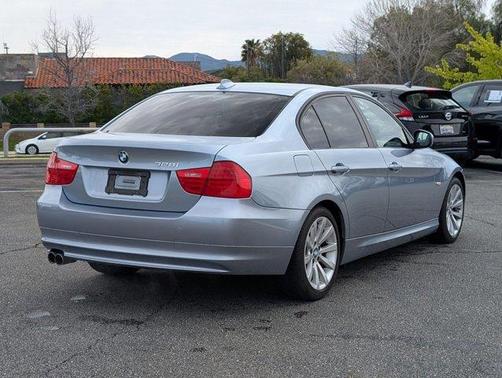 2011 BMW 328 i