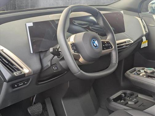 2025 BMW iX xDrive50