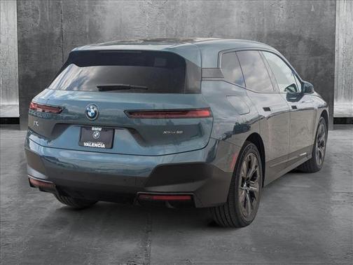 2025 BMW iX xDrive50