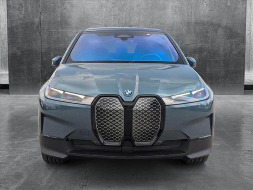 2025 BMW iX xDrive50