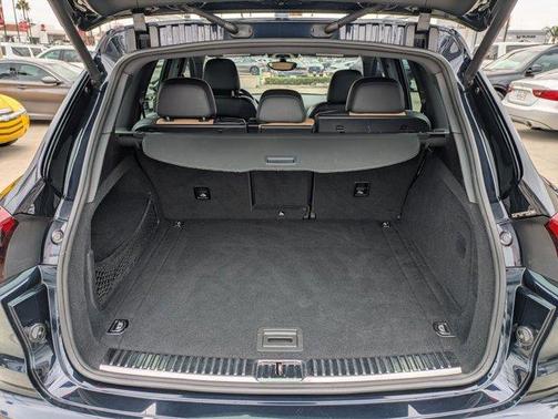 2016 Porsche Cayenne Base