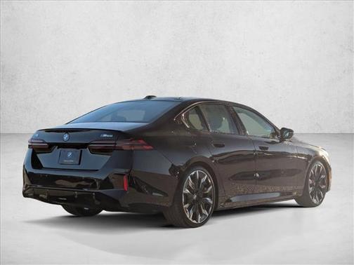 2025 BMW i5 M60