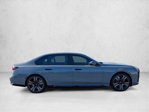 2023 BMW 760 760i xDrive