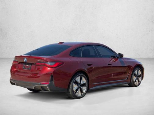 Aventurin Red Metallic 2023 BMW i4 Gran Coupe eDrive35