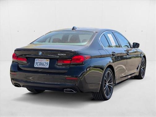 2022 BMW 530 i