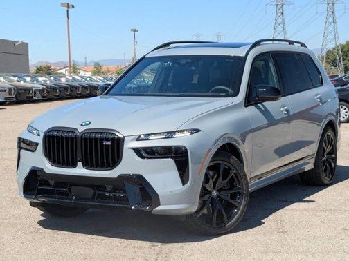 2026 BMW X7 M60i