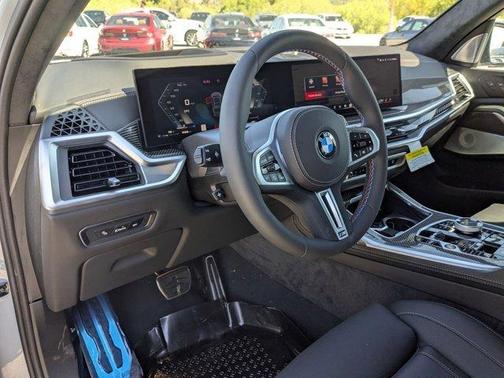 2026 BMW X7 M60i