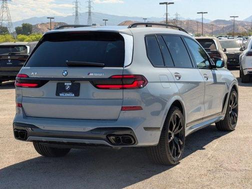 2026 BMW X7 M60i