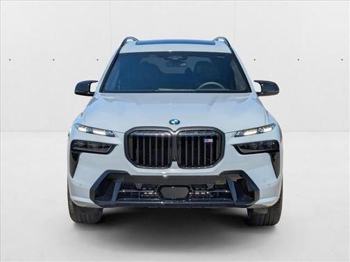 2026 BMW X7 M60i