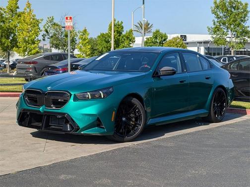 Isle of Man Green Metallic 2026 BMW M5 Base
