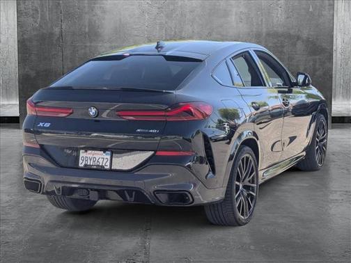 2022 BMW X6 xDrive40i