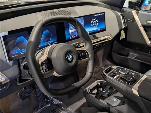 2026 BMW iX xDrive45