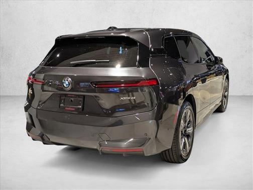 2026 BMW iX xDrive45