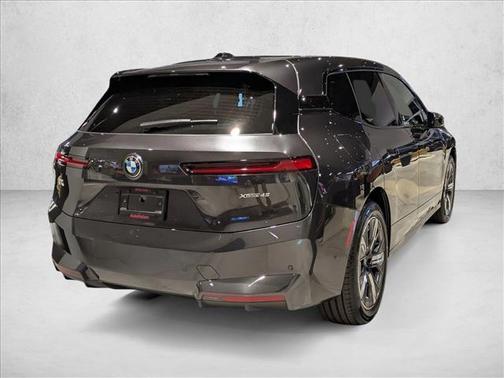 2026 BMW iX xDrive45