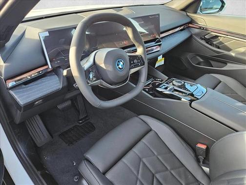 2026 BMW i5 eDrive40