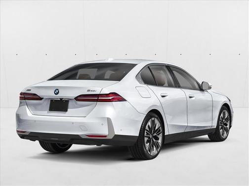 2025 BMW 540 i xDrive