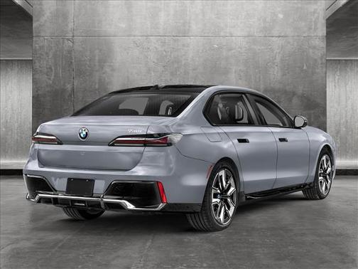 2025 BMW 740 i