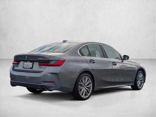 2024 BMW 330 i xDrive