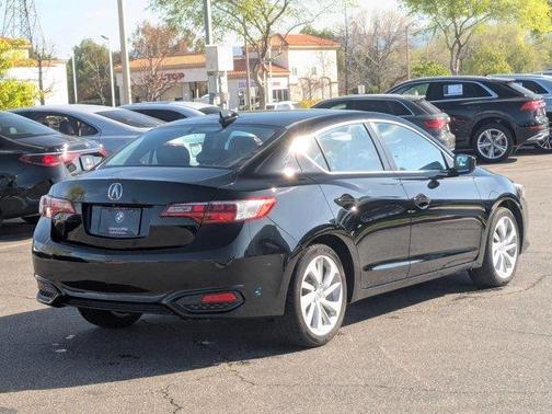 2017 Acura ILX AcuraWatch Plus Package