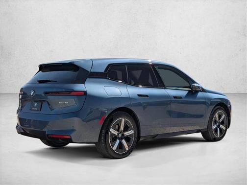2026 BMW iX xDrive60