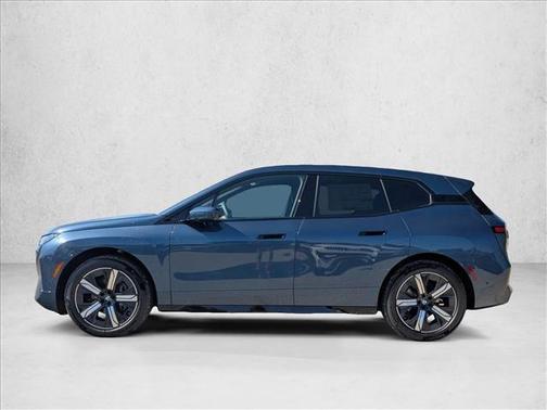 2026 BMW iX xDrive60